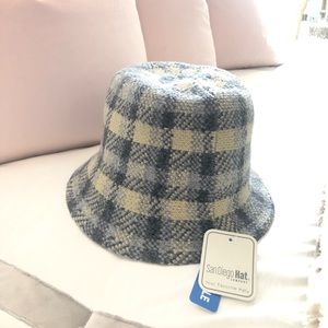 Anthropologie Plaid Bucket Hat (San Diego Hat Company)